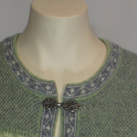 Skyr Nordic Wool Sweater Cardigan Women's  Hook Clasp  size Medium - Picture 6 of 6